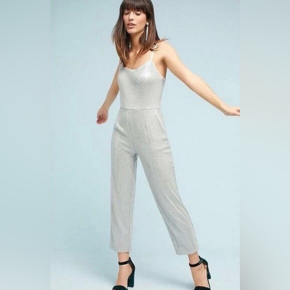 ✨Like NEW! Anthropologie Ett:twa Claudette Sequin
Jumpsuit/Romper Size 8✨